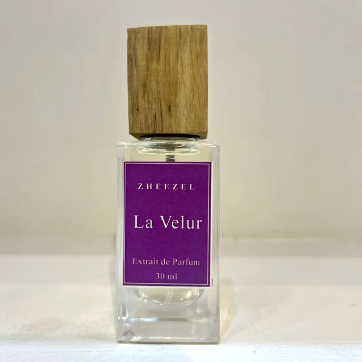 ادکلن La velur ژیزل