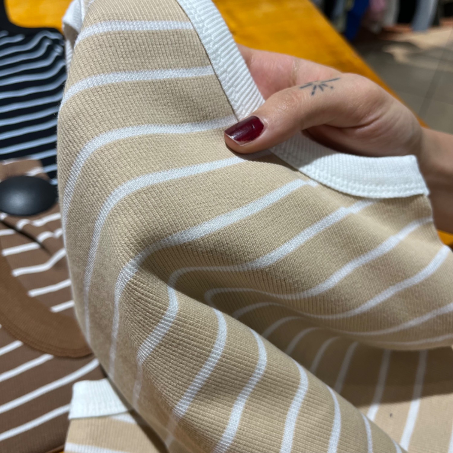 تاپ رینگری حلقه بلند کرم